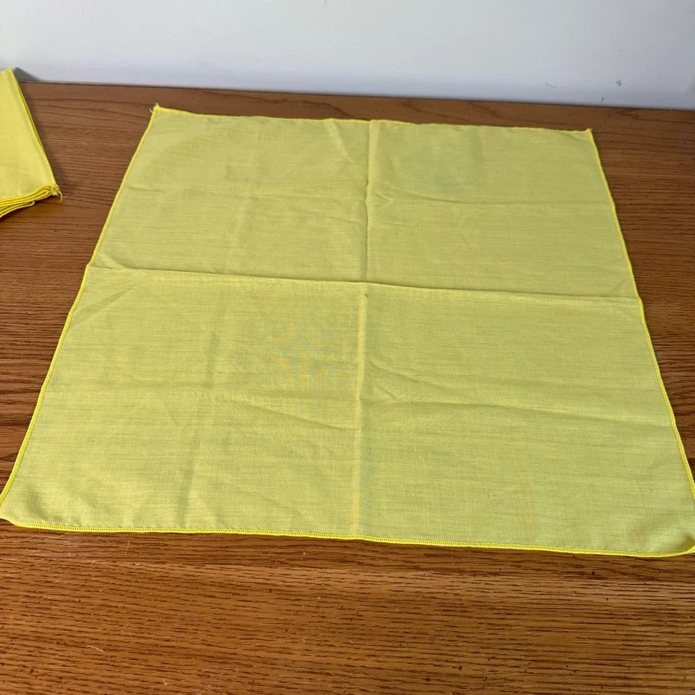 Vintage Yellow Cloth Napkins Set of 4 Retro Mid Century 19x18.5
